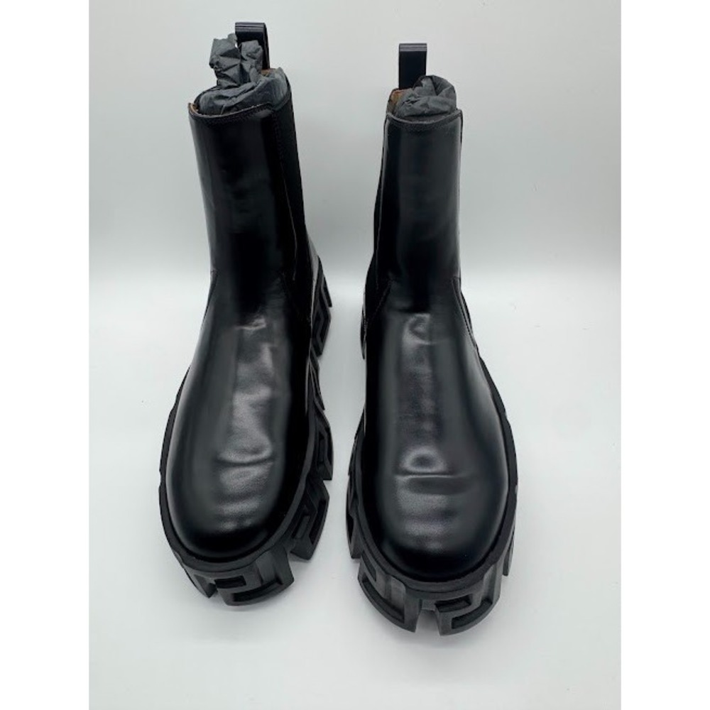 Versace Greca Size 41 Black Leather Ankle Length Boots - Picture 2 of 12